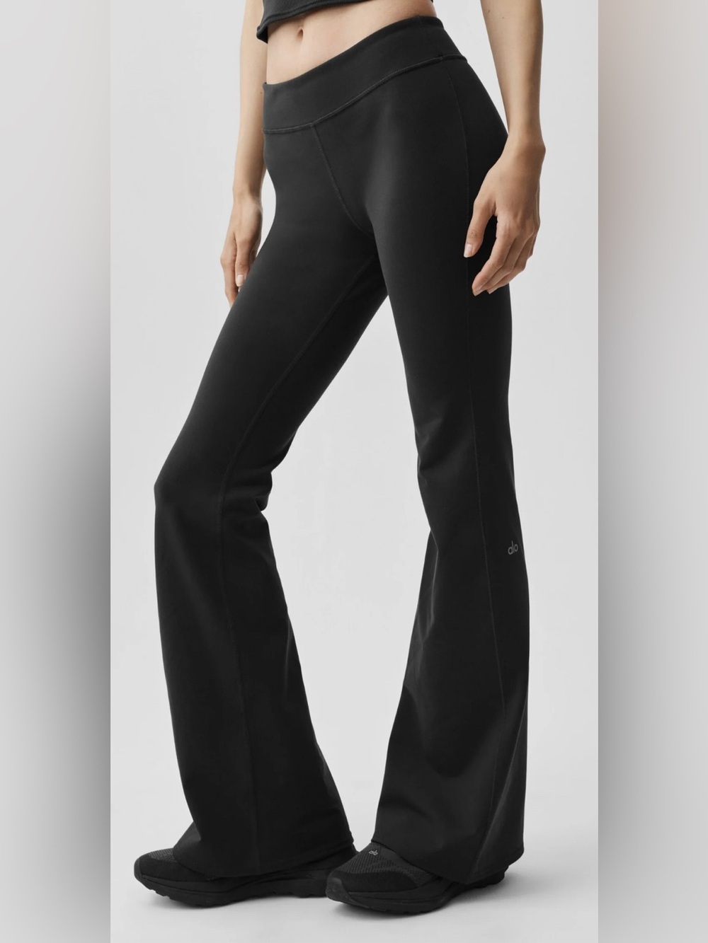 Alo Yoga Airbrush Low-Rise Flare Legging Size Medium Black